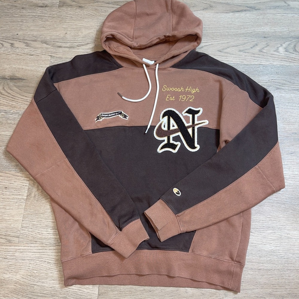 Nike Swoosh High Est 1972 Hoodie Mens Brown Colorblock Varsity Patch Pullover S